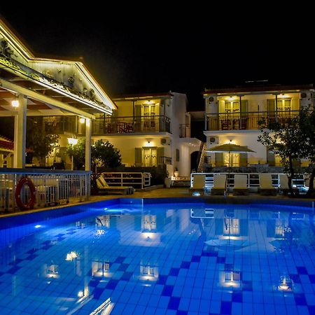 Villa Rosa Troulos Exteriér fotografie